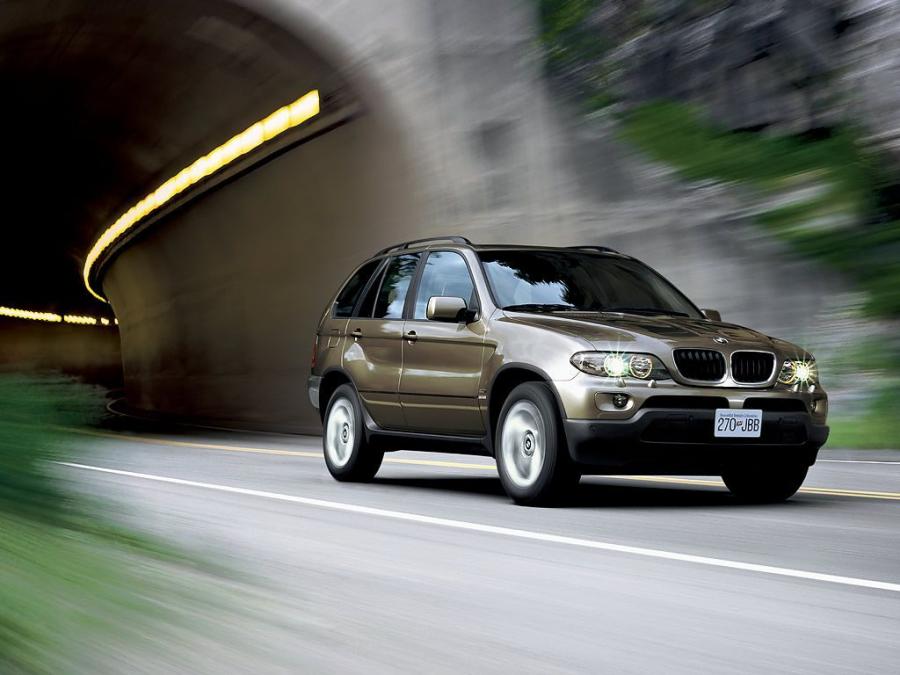  BMW X5 4.4i 2003 года  (фото 16 из 16)